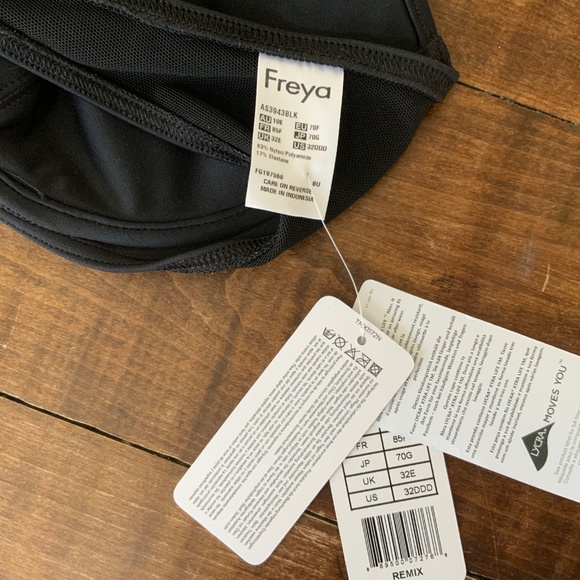 Freya Remix Underwire Halter Bikini Top 32DDD - Picture 5 of 5